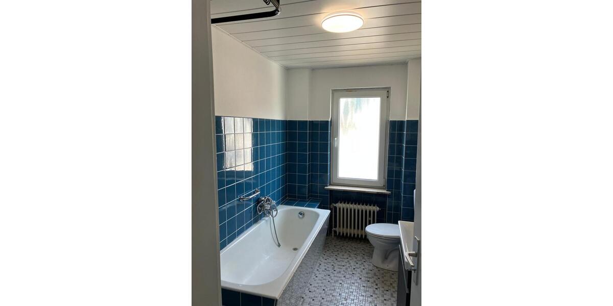 Etagenwohnung Lohmar - 3.5 Zimmer, 95 m&sup2;, 1.015&euro; | Angebot:26279667
