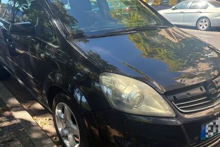 Opel Zafira 194.000 km 2.699 &euro; BERLIN 13409