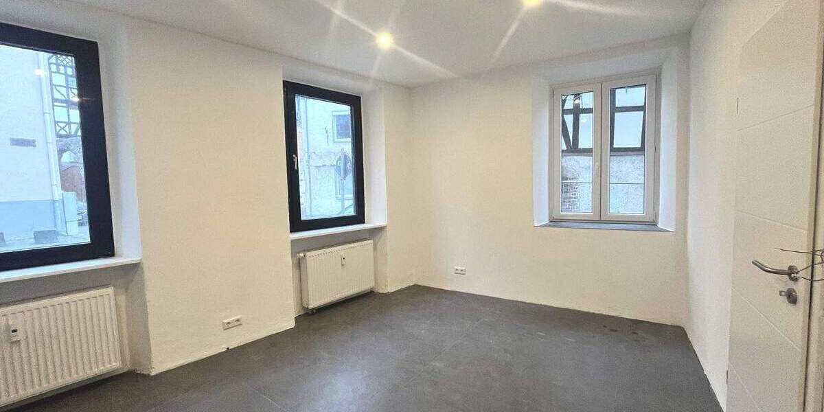 Kernsanierte Erdgeschosswohnung im Kobern-Gondorf. 2 zimmer