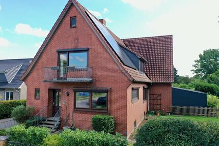 Haus Ottersberg - 4 Zimmer, 112 m&sup2;, 990&euro; | Angebot:25144116