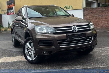 VW Touareg 222.965 km 12.280 &euro; Berlin - Pankow 13187