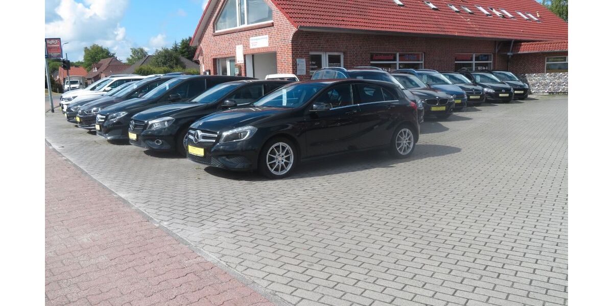 VW Golf 92.000 km 12.500 &euro; Upgant-Schott 26529