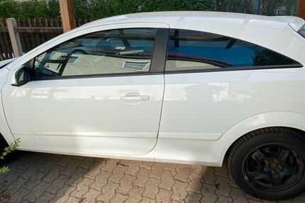 Opel Astra 219.000 km 2.100 &euro; Weißenburg i.Bay. 91781