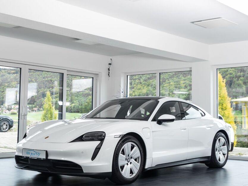 Porsche Taycan 100.000 km 50.000 € Rietheim-Weilheim 78604