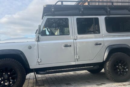 Land Rover Defender 140.530 km 56.800 &euro; Heidenrod 65321