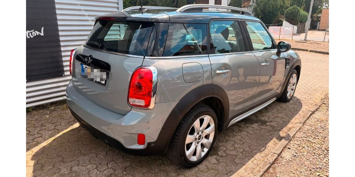 Mini Countryman C (Cooper) 113.300 km 12.000 &euro; Bremen 28199