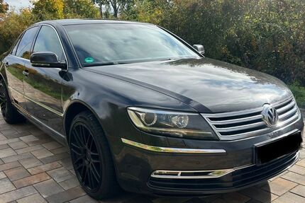 VW Phaeton 249.900 km 8.200 € Ludwigshafen 67063
