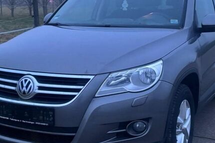 VW Tiguan 149.500 km 7.450 &euro; Ehrenkirchen-Kirchhofen 79238