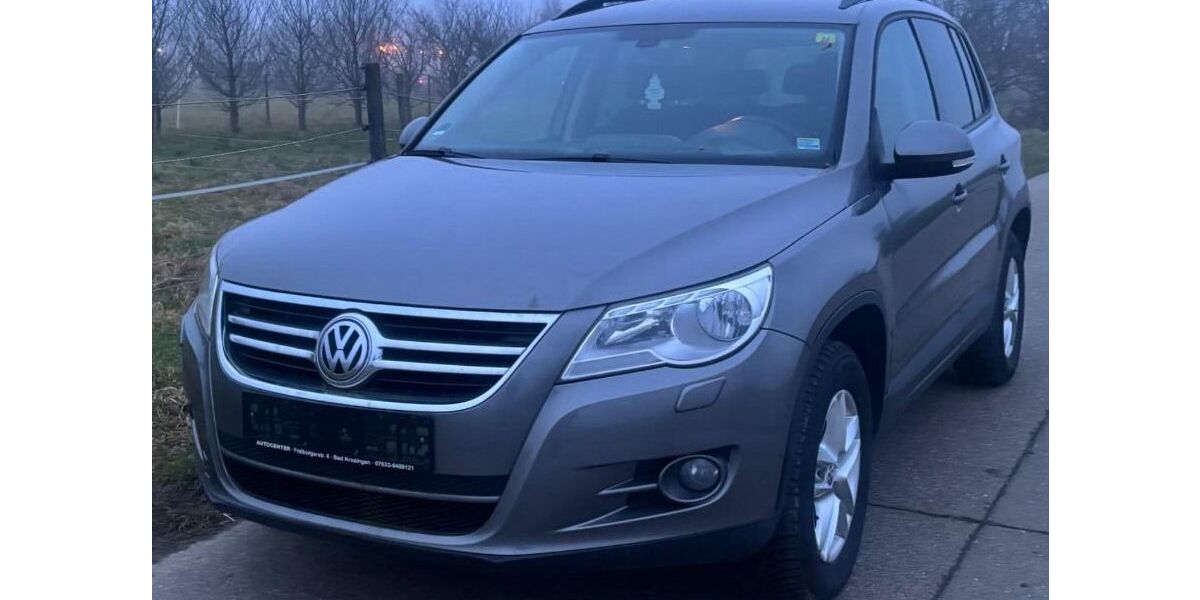 VW Tiguan 149.500 km 7.450 &euro; Ehrenkirchen-Kirchhofen 79238
