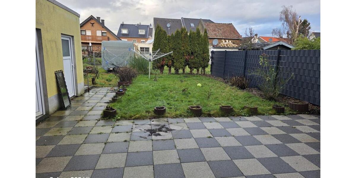 Doppelhaushälfte Bergheim - 5 Zimmer, 170 m&sup2;, 1.950&euro; | Angebot:25844200