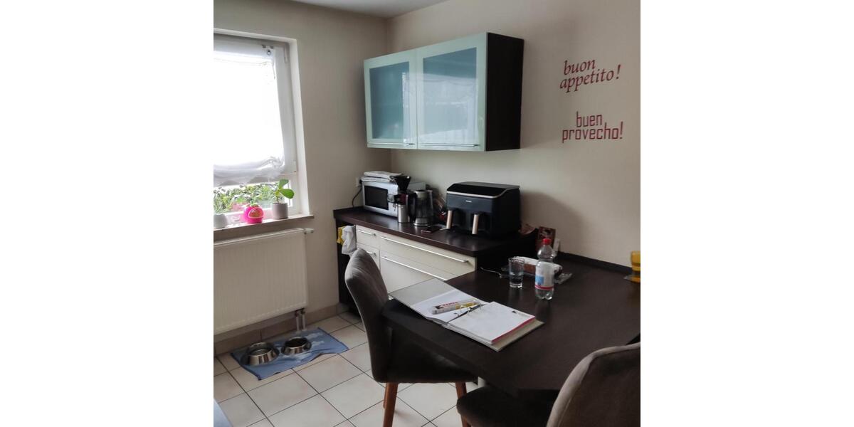 ruhig gelegenes Reihenmittelhaus m. Panoramablick,Garten+Garage a 4 zimmer