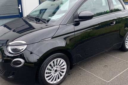 Fiat 500e 7.000 km 13.900 &euro; Dahlem-Schmidtheim 53949