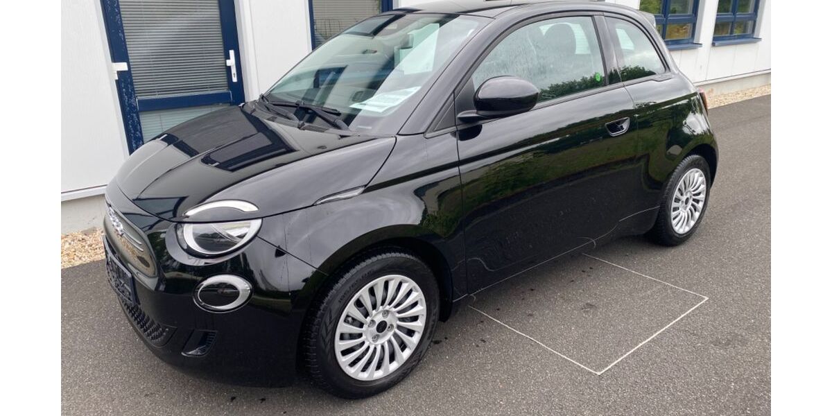 Fiat 500e 7.000 km 13.900 &euro; Dahlem-Schmidtheim 53949