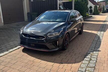 Kia pro ceed / ProCeed 86.000 km 21.500 &euro; Hirschau 92242