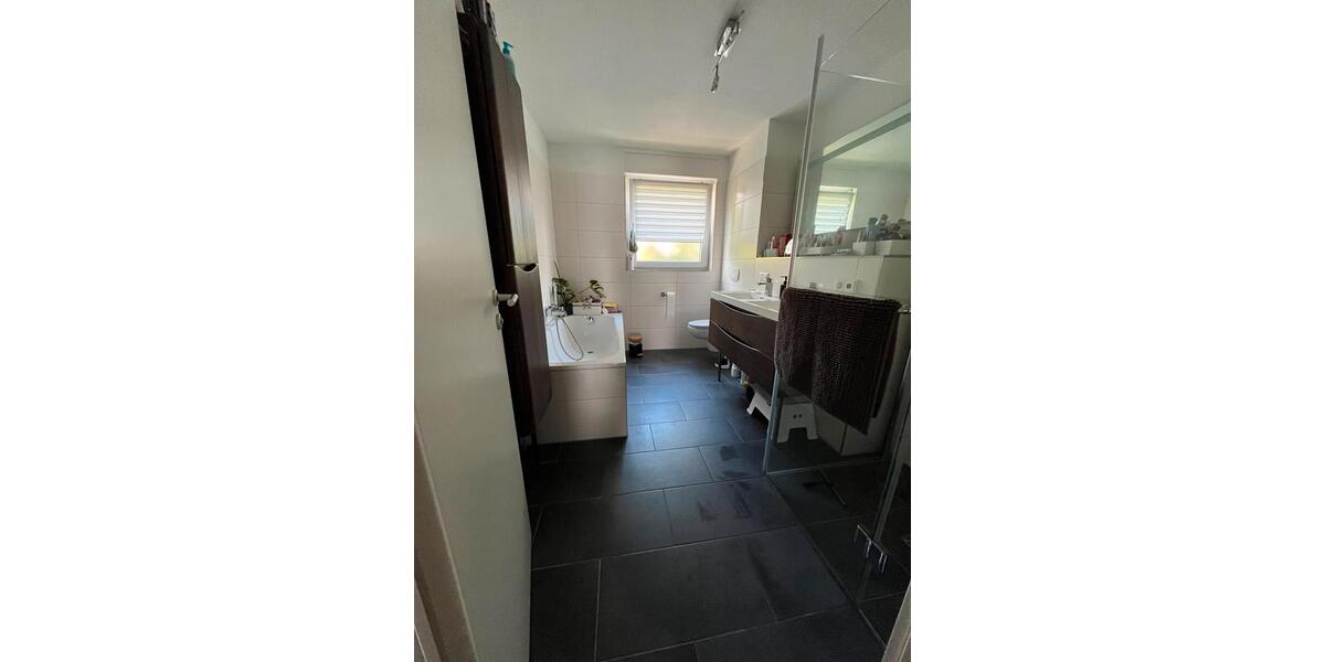 Reihenhaus Herrenberg - 5 Zimmer, 135 m&sup2;, 659.000&euro; | Angebot:27263682