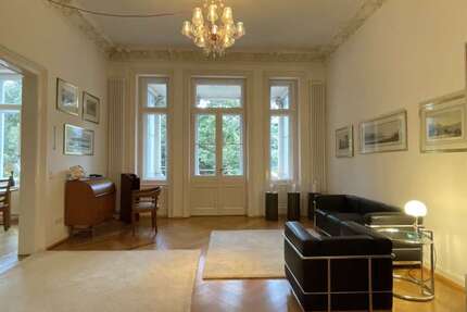Wohnung zum Mieten in Wiesbaden 1.600 € 140 m² 4 zimmer