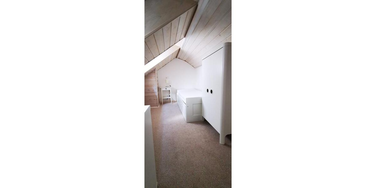 Dachgeschoßwohnung Ingolstadt Münchener Straße - 1.5 Zimmer, 40 m&sup2;, 600&euro; | Angebot:25435850