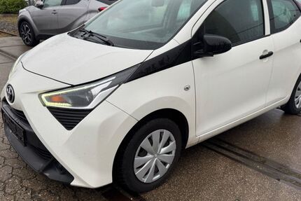 Toyota Aygo (X) 80.000 km 7.999 € Buxtehude 21614