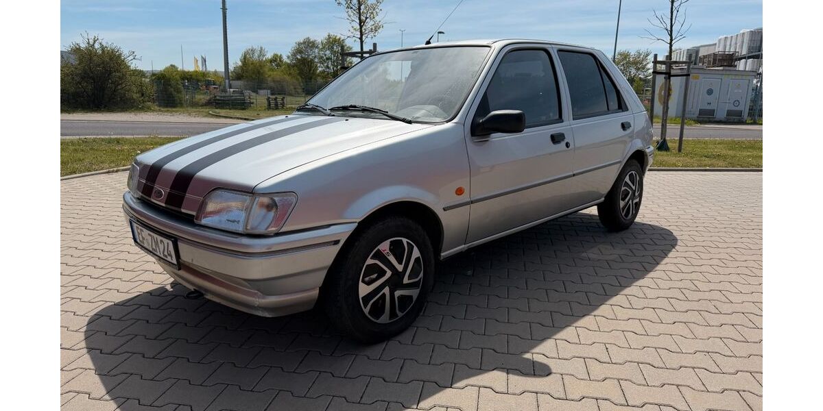 Ford Fiesta 98.685 km 2.990 &euro; Erfurt 99089