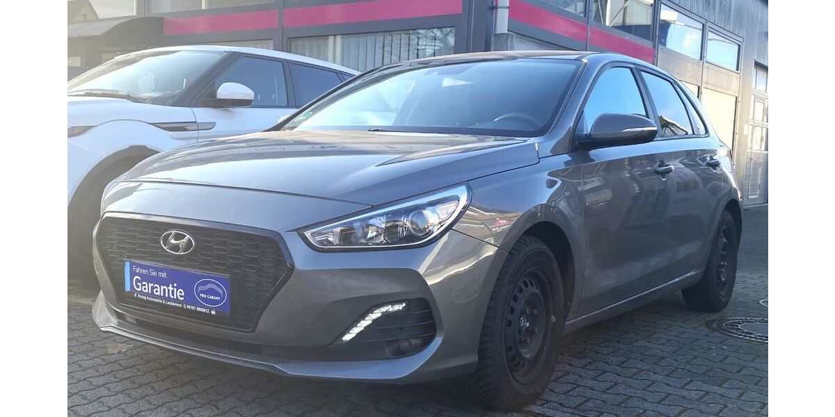 Hyundai i30 83.324 km 10.499 &euro; Hanau 63450