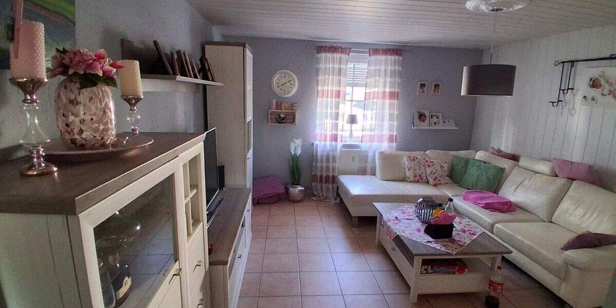 Reihenmittelhaus Lüdenscheid - 1 Zimmer, 150 m&sup2;, 320.000&euro; | Angebot:26343932