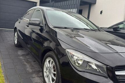 Mercedes-Benz CLA 200 290.000 km 8.999 &euro; Dortmund 44147