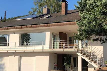 Haus Bürgstadt - 9 Zimmer, 300 m&sup2;, 2.950&euro; | Angebot:24975698