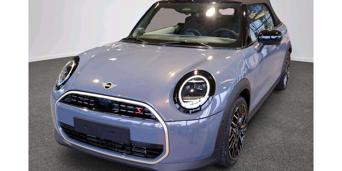 Mini Cooper S Cabrio 2.384 km 37.917 &euro; München 80788