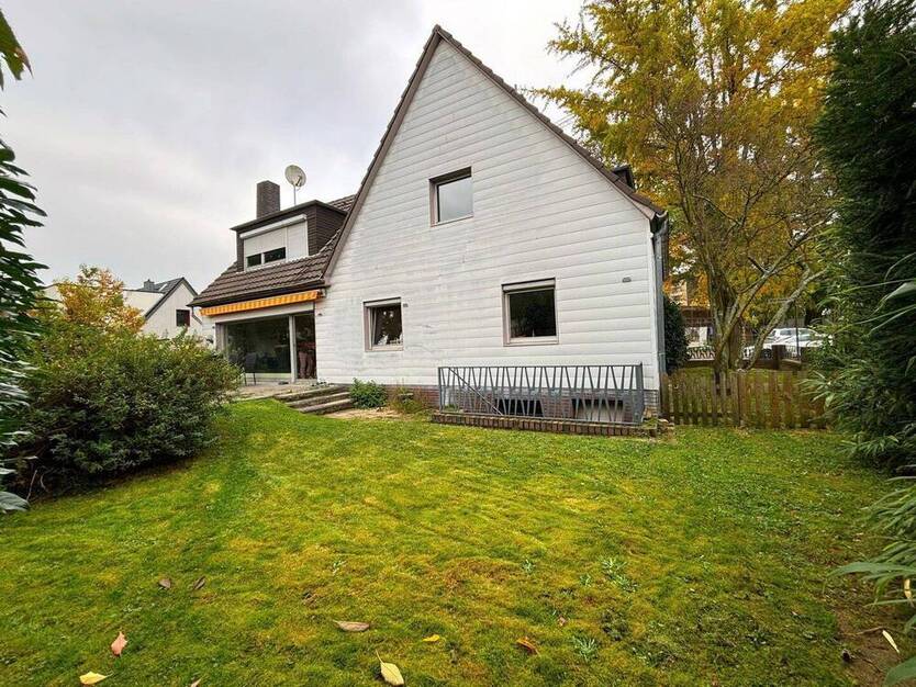 Schönes Einfamilienhaus auf tollem Eckgrundstück