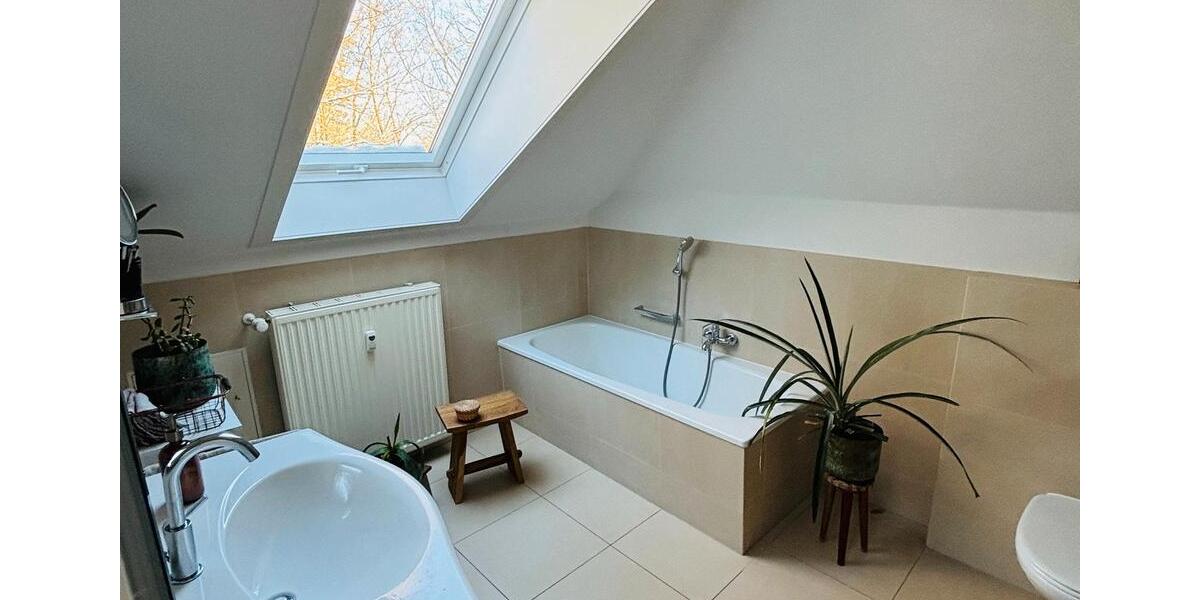 Dachgeschoßwohnung Dassendorf - 3 Zimmer, 135 m&sup2;, 595.000&euro; | Angebot:26945738