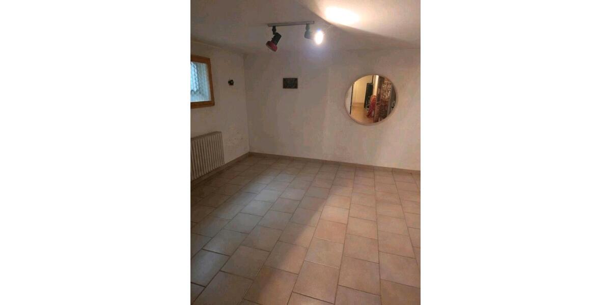Reihenhaus Hohenroth - 9 Zimmer, 181 m&sup2;, 325.000&euro; | Angebot:26780713