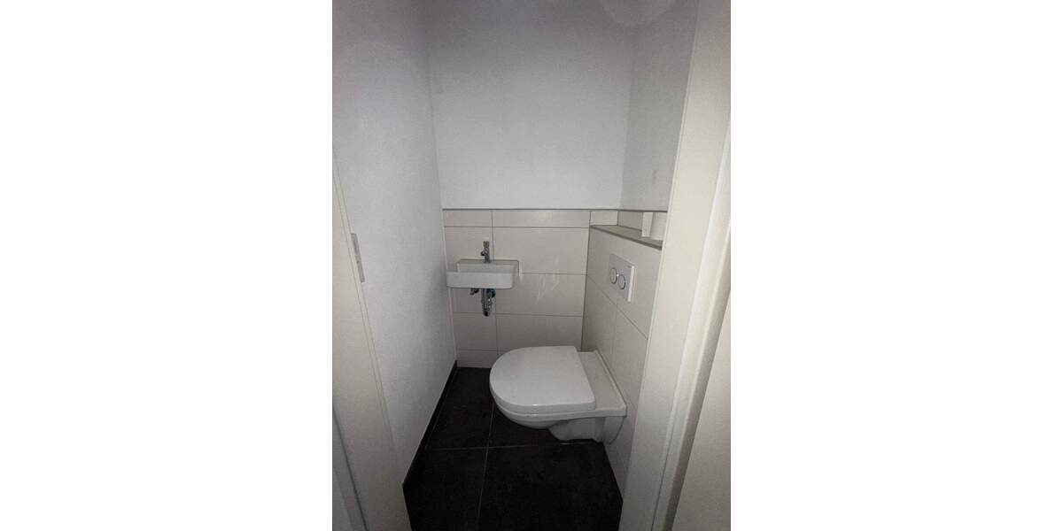 Frei ab 01.02.2026 Gute Lage 4-Zimmer-Wohnung zimmer