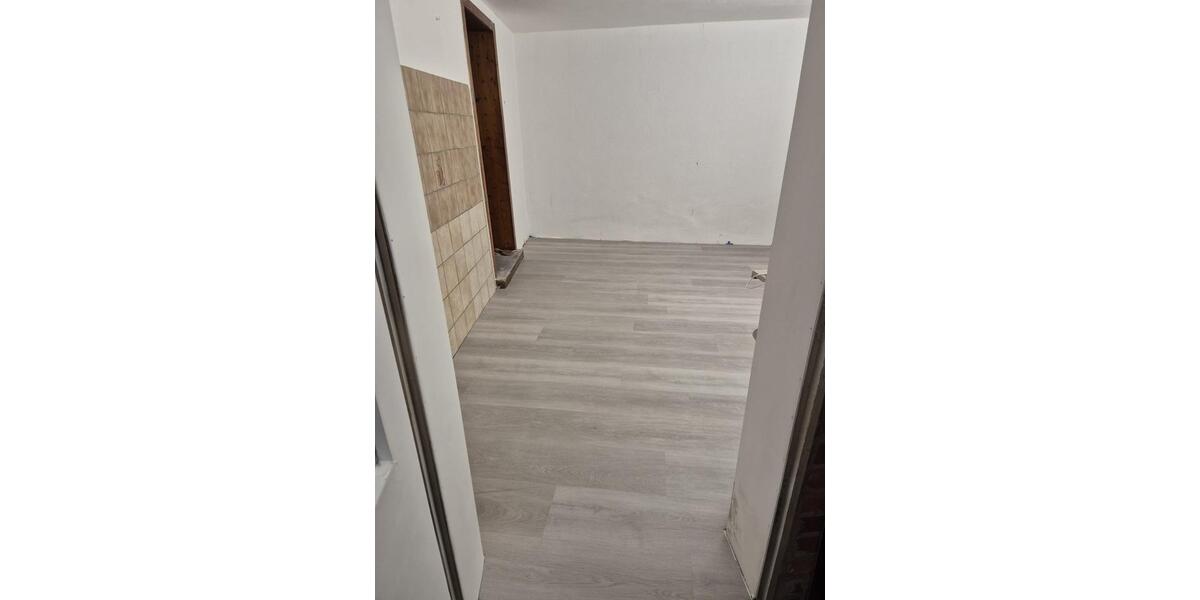 Doppelhaushälfte Neuss Holzheim - 7 Zimmer, 121 m&sup2;, 390.000&euro; | Angebot:24612445