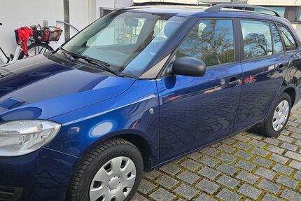 Skoda Fabia 135.000 km 3.900 &euro; Höhenkirchen-Siegertsbrunn 85635