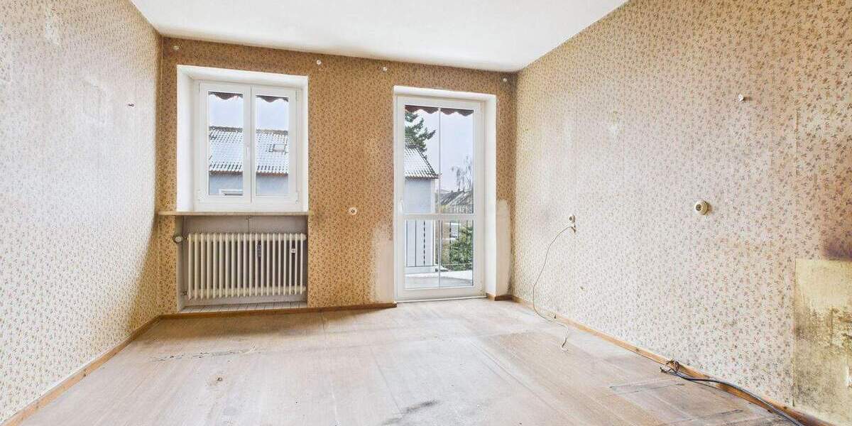 Mehrfamilienhaus, Wohnhaus Augsburg Haunstetten - 9 Zimmer, 219 m&sup2;, 895.000&euro; | Angebot:25736018