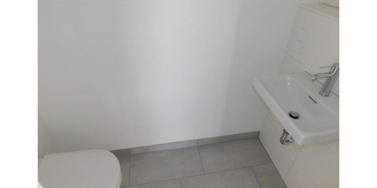 Dachgeschoßwohnung Hanau Lamboy - 3 Zimmer, 91 m&sup2;, 1.450&euro; | Angebot:25643970