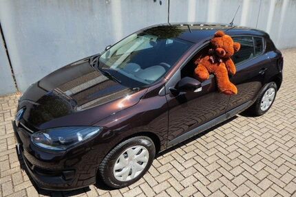 Renault Megane 28.500 km 7.999 &euro; Kreuztal-Krombach 57223