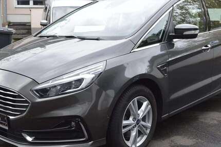 Ford S-Max 199.900 km 16.990 &euro; Köln Ostheim 51107