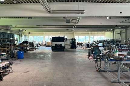 Halle in Elmenhorst 3.750 € 750 m² zimmer