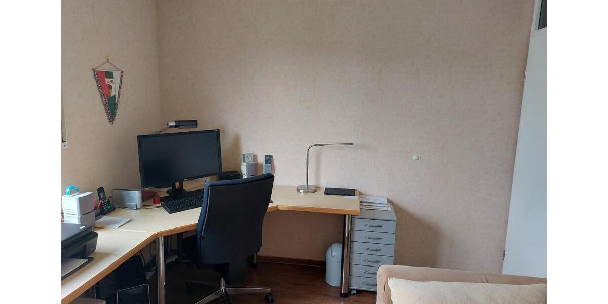Etagenwohnung Stadtbergen - 3 Zimmer, 90 m&sup2;, 490.000&euro; | Angebot:23538092