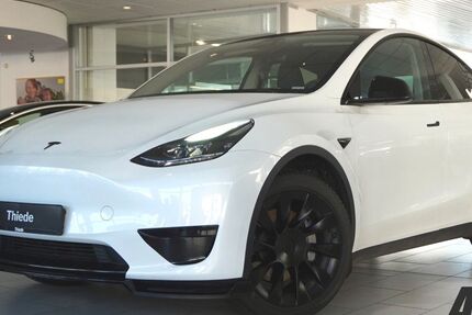 Tesla Model Y 53.200 km 28.250 &euro; Schöningen 38364
