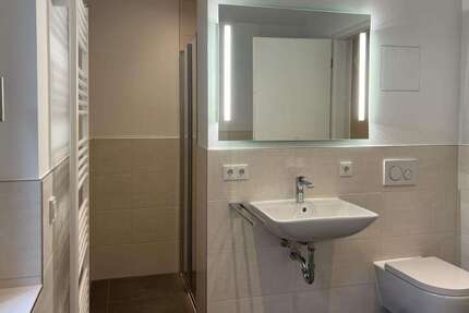 Wohnung zum Mieten in Dresden 1.545 € 99.6 m² 4 zimmer