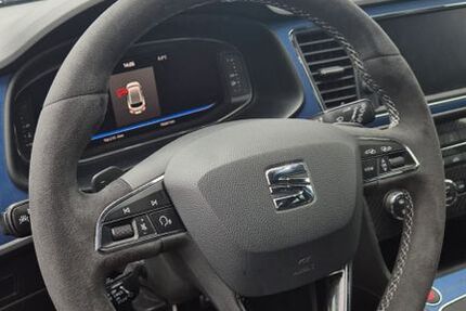 Seat Leon 76.000 km 28.550 &euro; Altrip 67122