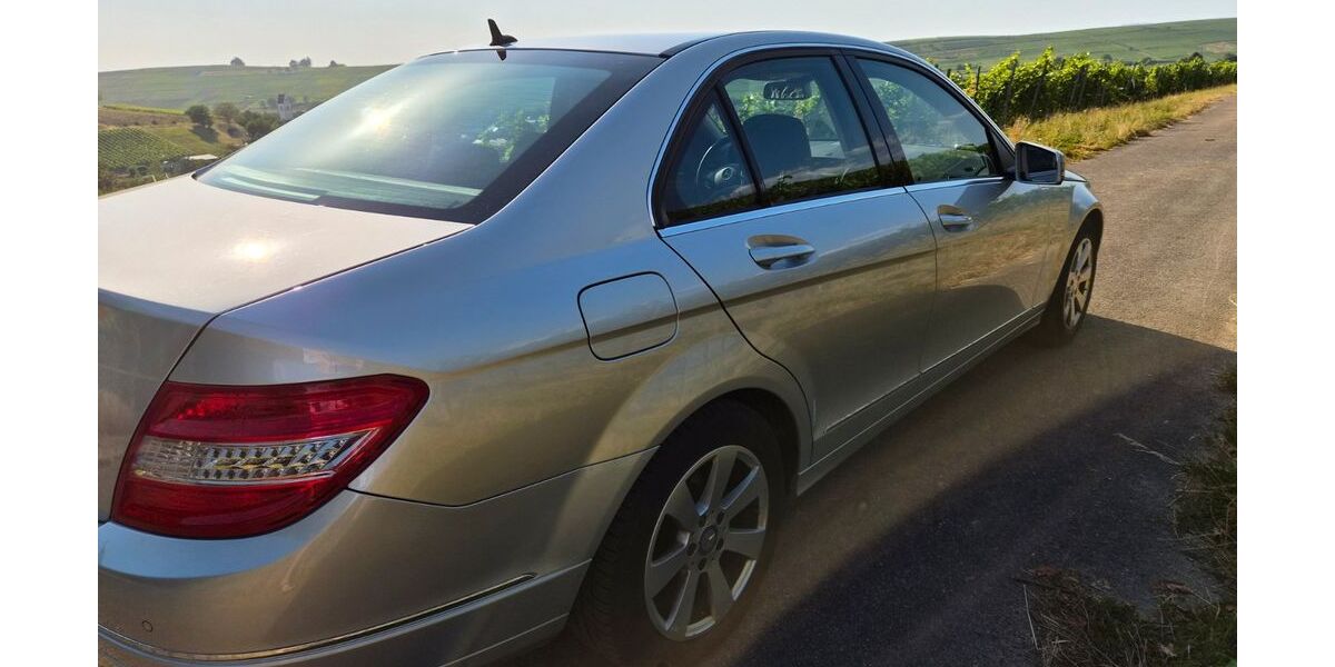 Mercedes-Benz C 200 46.500 km 9.650 &euro; Pfaffenweiler 79292
