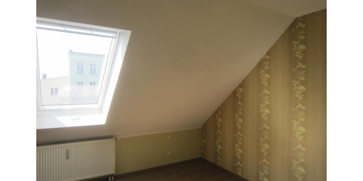 Dachgeschoßwohnung Burg - 3 Zimmer, 96 m&sup2;, 626&euro; | Angebot:26323293