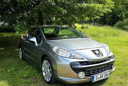 Peugeot 207 98.000 km 4.000 &euro; Gera 07551