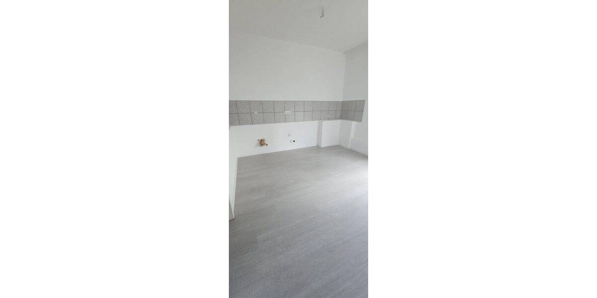 Etagenwohnung Karben Kloppenheim - 3 Zimmer, 72 m&sup2;, 850&euro; | Angebot:26875140