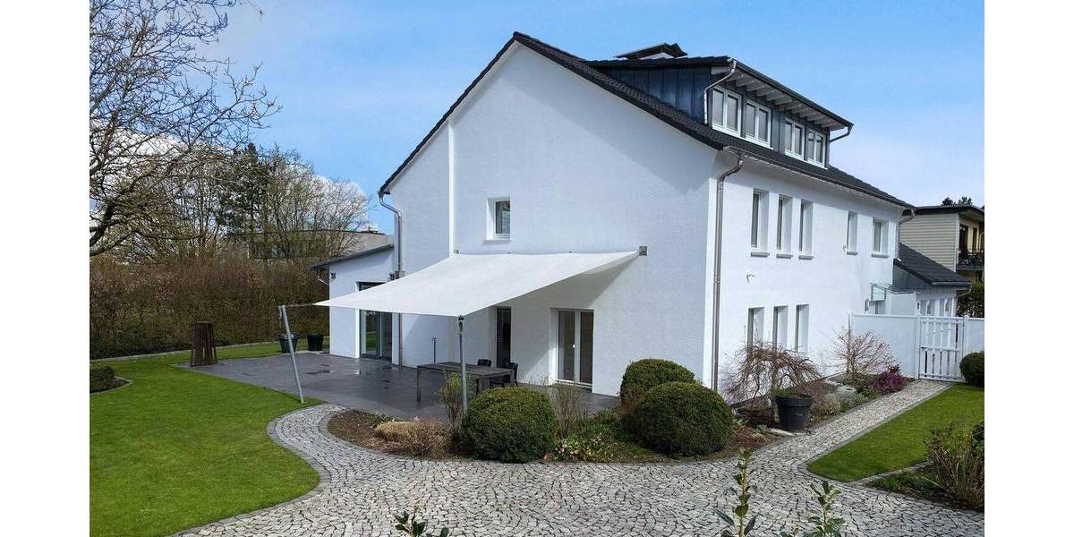 Einfamilienhaus Halver - 1 Zimmer, 389 m&sup2;, 849.000&euro; | Angebot:26008369