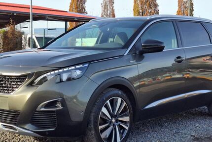 Peugeot 5008 156.000 km 14.990 &euro; Berlin 15831