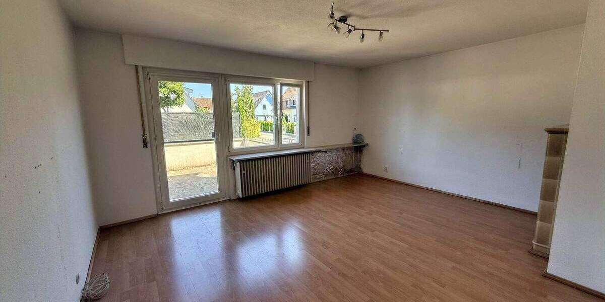 Reihenendhaus Ettlingen - 4 Zimmer, 110 m&sup2;, 300.000&euro; | Angebot:25686044